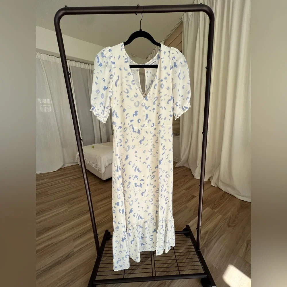 Reformation Nantes Midi Dress Pouf Sleeve Ruffle Hem in Marc - Picture 3 of 6